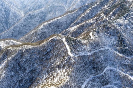 秦岭雪景