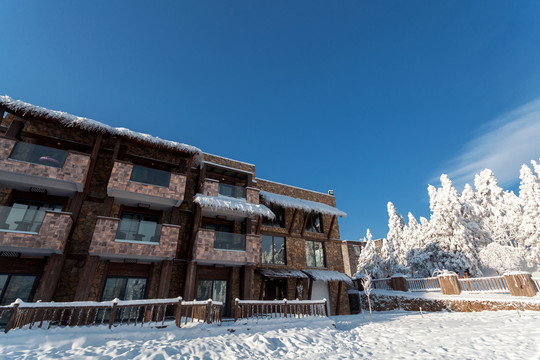 仙女山华邦酒店雪景