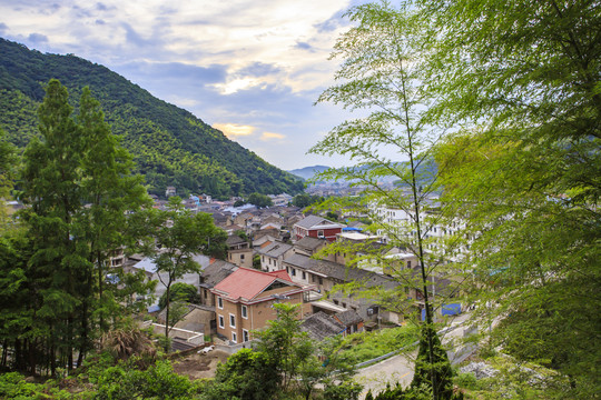 塘溪镇全景