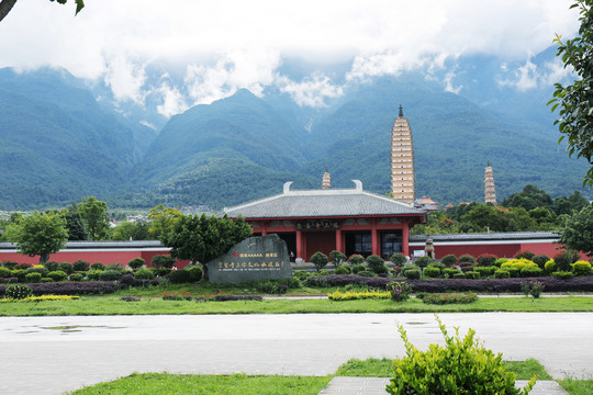 三塔寺