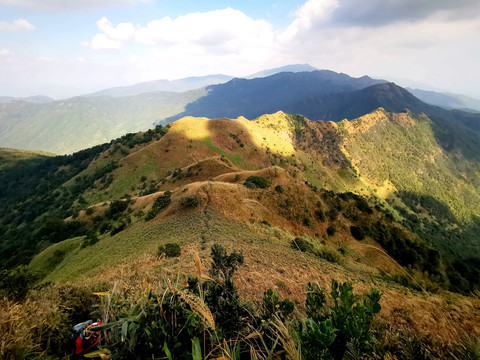 高山秋色