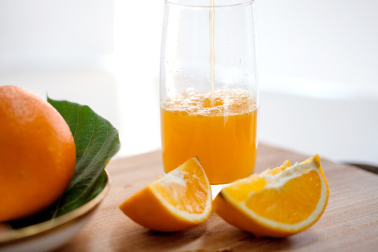 新鲜水果橙子橙汁特写