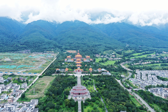 三塔寺