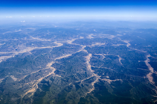 航拍高山大地