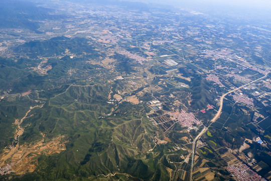 俯视高山城镇