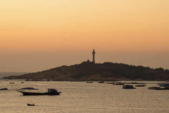 大海日出