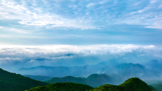 水墨山