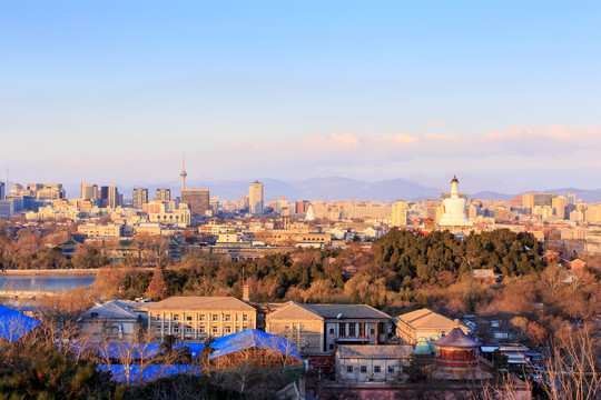 景山俯瞰北京市中心北海白塔