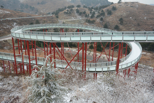 百里荒雪景