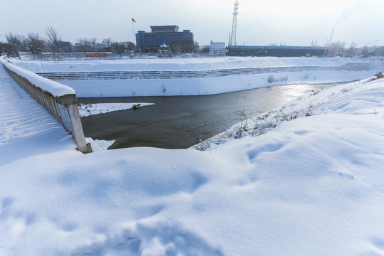 冬季河道水利