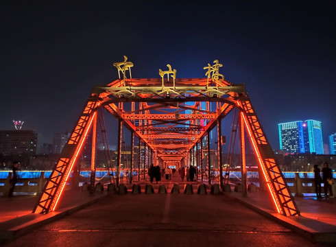 兰州铁桥夜景