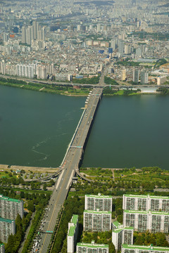 首尔汉江两岸及蚕室大桥俯拍
