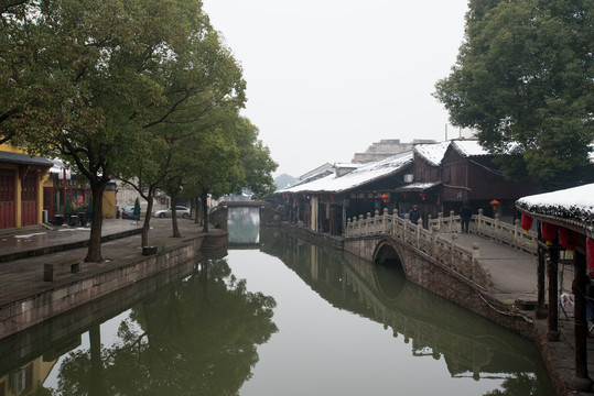 古镇水乡冬季雪景