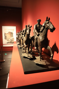 红军骑马雕塑