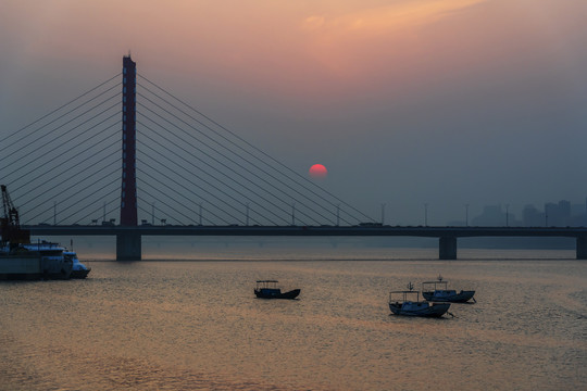 杭州西兴大桥夕阳风光