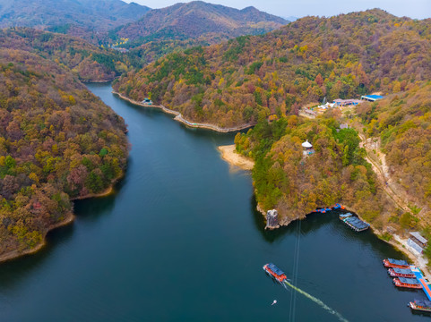 武汉黄陂木兰天池风景区深秋航拍