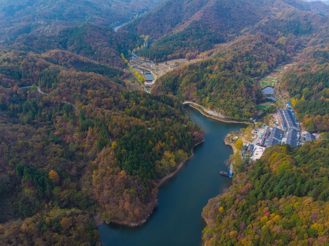 武汉黄陂木兰天池风景区深秋航拍