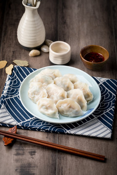 荠菜猪肉水饺