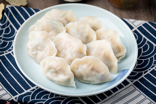 荠菜猪肉水饺