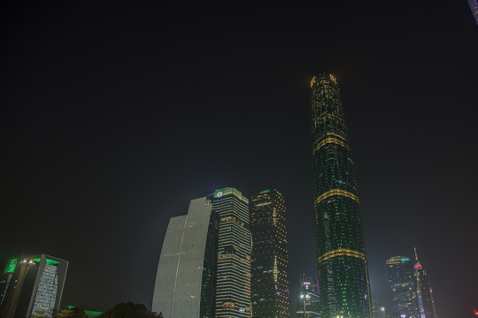 广州西塔建筑夜景