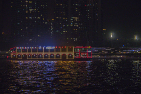 广州珠江游轮夜景