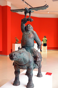 蒙古汉子雕像