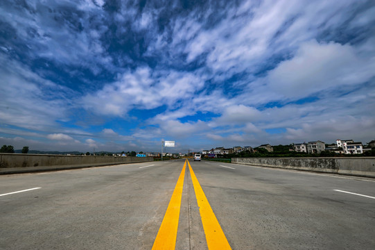 道路