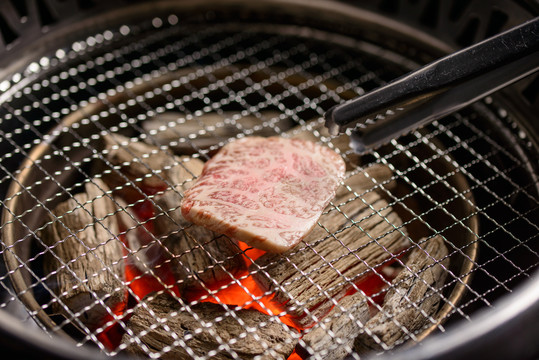 烤牛肉过程