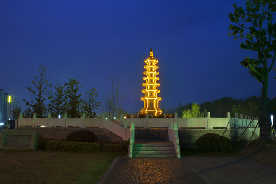 师姑塔夜景