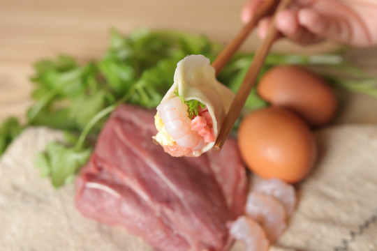 三鲜馅水饺