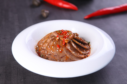 澆汁牛肉