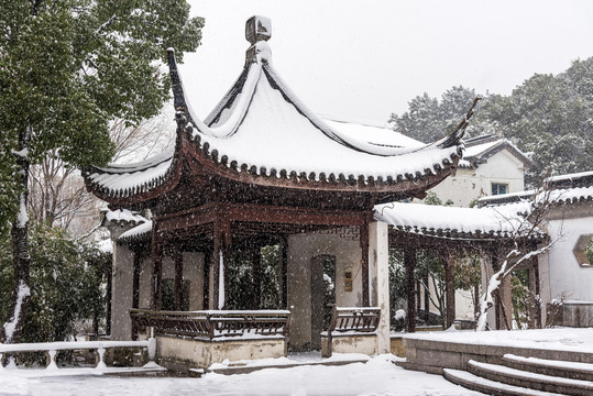 风雪苏州灵岩山