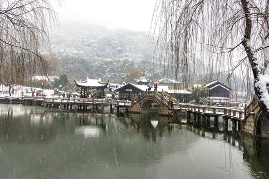 风雪苏州灵岩山