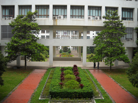 汕头大学