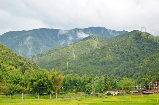 山区山峰