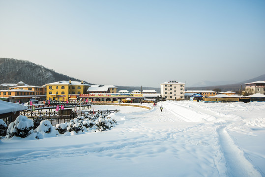 山村雪景