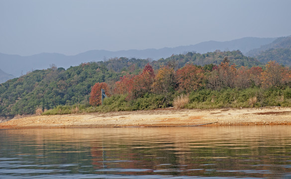 安徽黄山区太平湖景色美如画