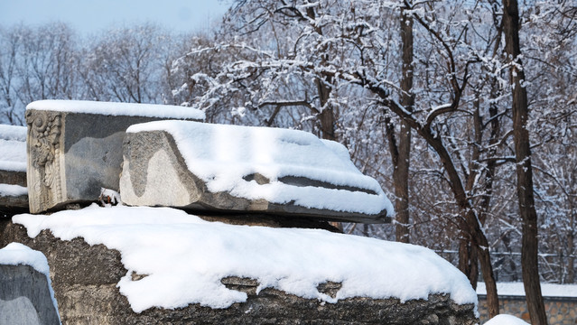 圆明园雪景