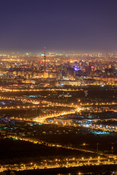 西山远眺北京城中央电视塔夜景