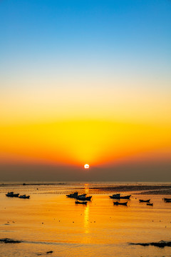 海上日出