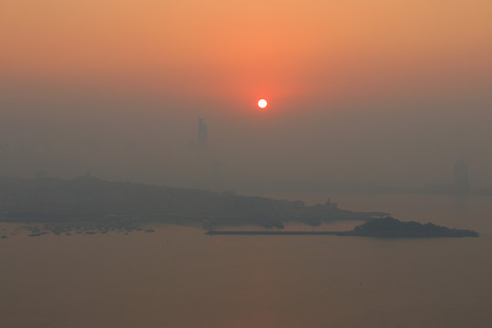 海边日出