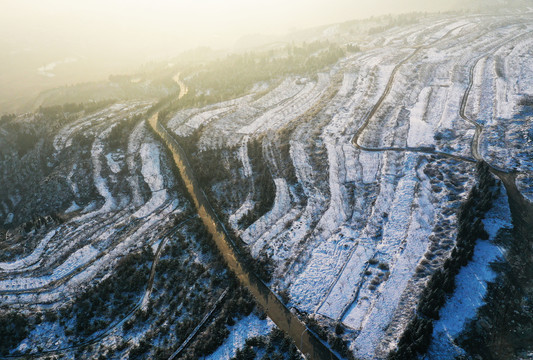 山东枣庄山亭区梯田雪景