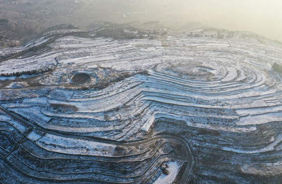 山东枣庄山亭区梯田雪景