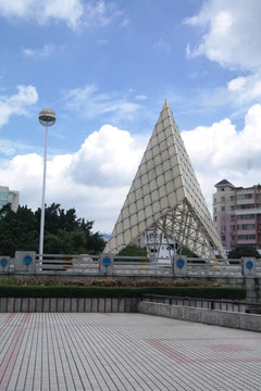 新会区冈州广场风帆雕塑