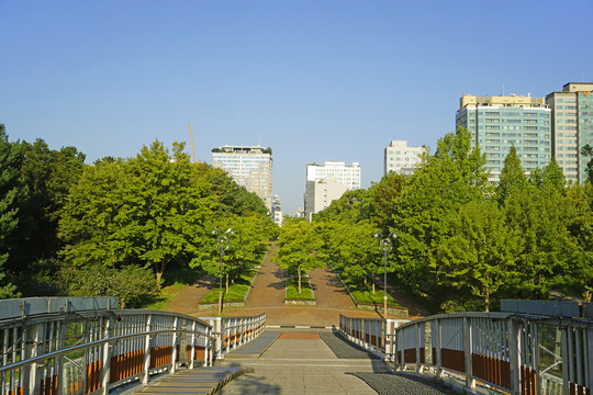 韩国水原城市人行天桥