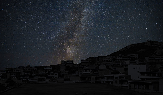 浙江花鸟岛银河星空