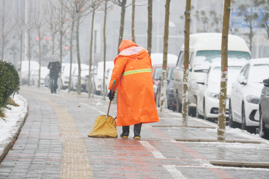 雪中环卫