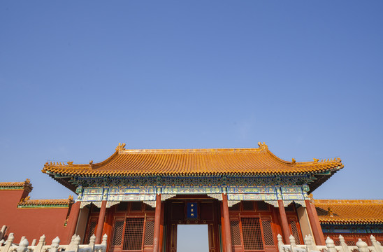 中国北京故宫太和殿中左门