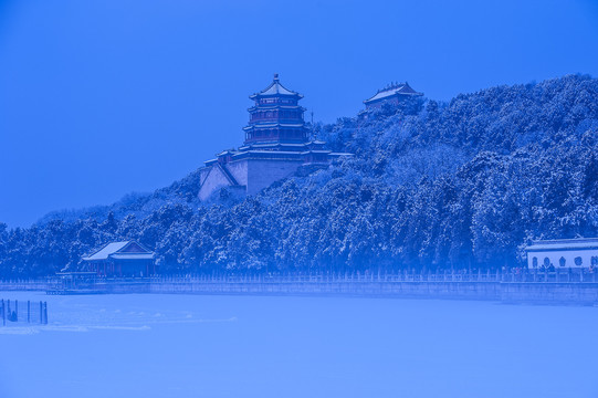 北京颐和园冬日雪景