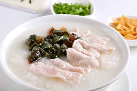 皮蛋瘦肉粥